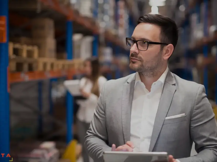 How To Be a Great Logistics Manager